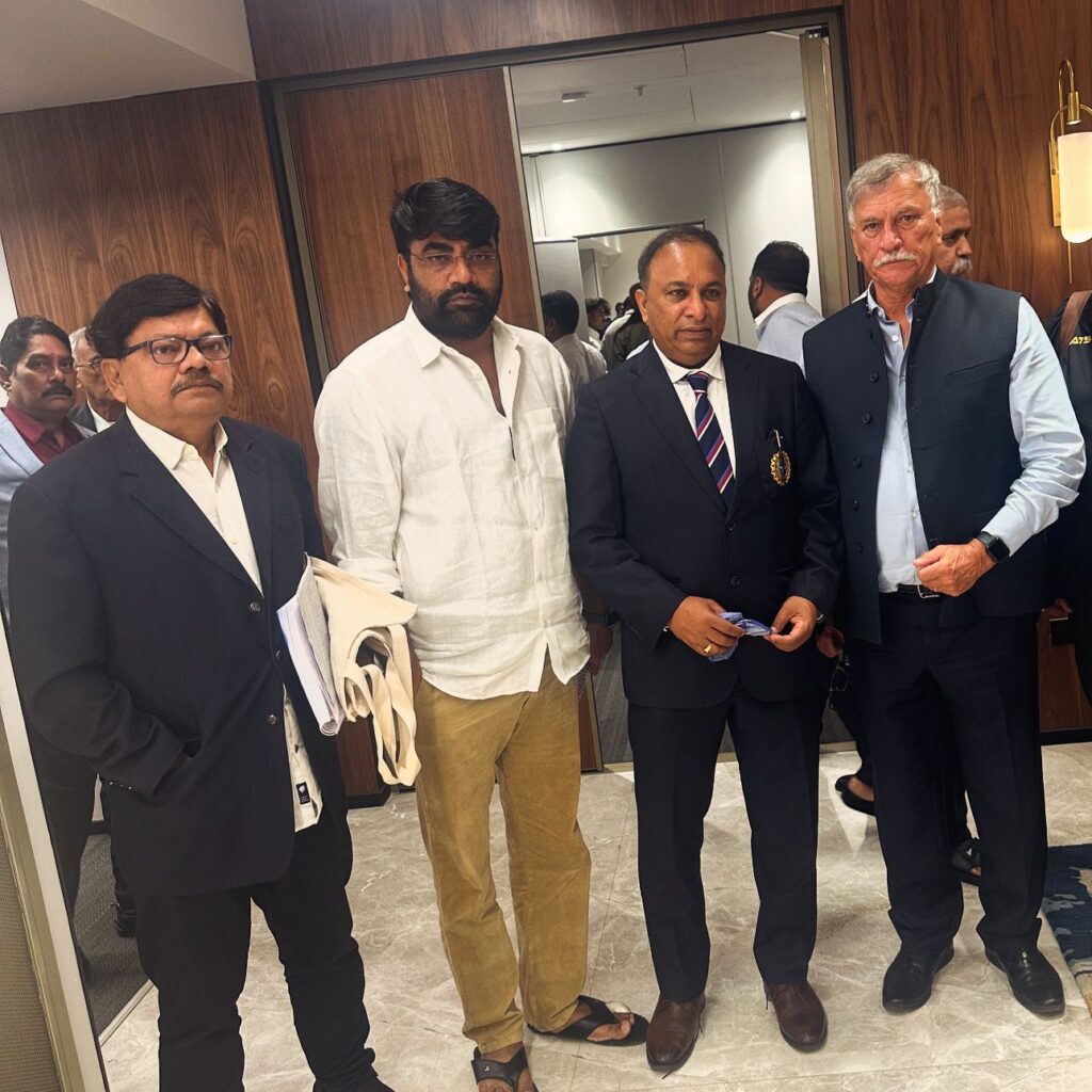 BCCI एसजीएम में पहुंचे पूर्व सचिव संजय कुमार और आदित्य वर्मा, बिहार क्रिकेट के भ्रष्टाचार से कराया अवगत